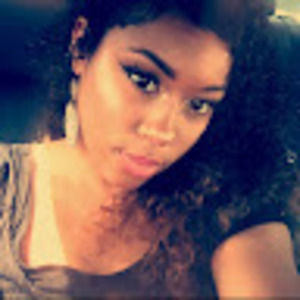 Meet your Posher, Nina